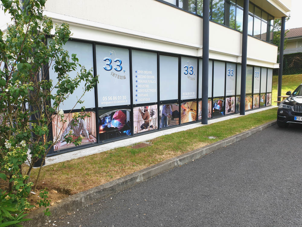 Vitrine de l'agence 33 Intérim Artigues